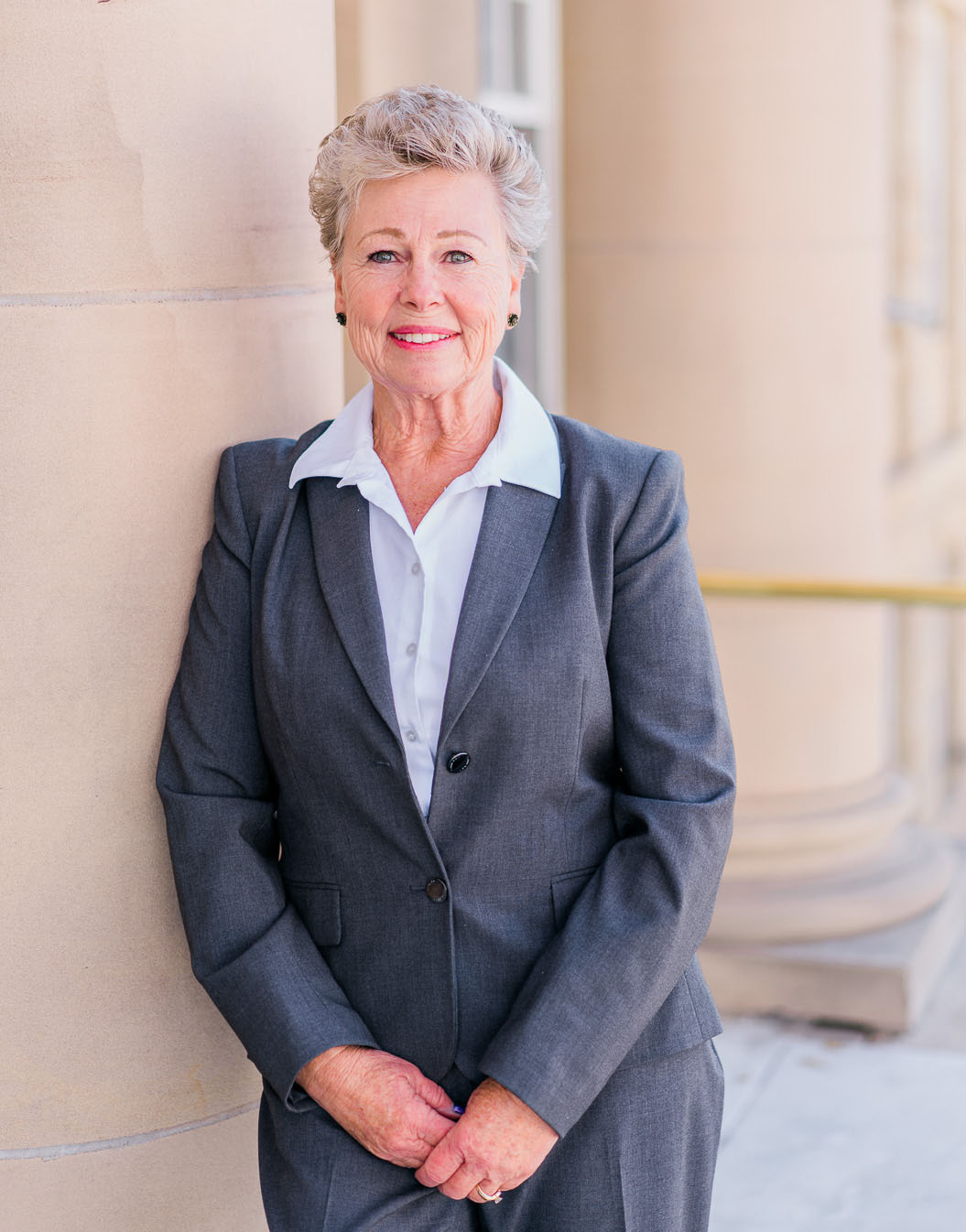 Kathy Carlson, CFDE, CQDE, certified forensic document examiner providing expert testimony as a court-qualified handwriting and document expert.